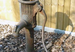 Water Pump in Burghfield Common.